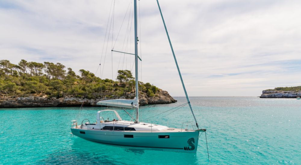 Crewed Yacht Charter in Greece