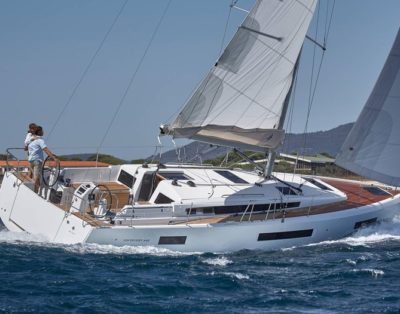 Sun Odyssey 440