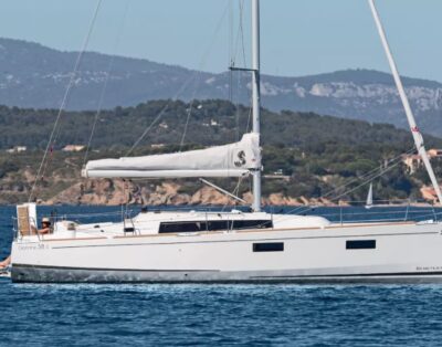 Oceanis 38.1