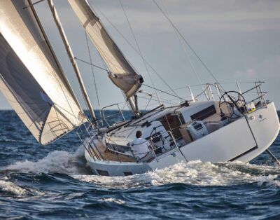 Sun Odyssey 440