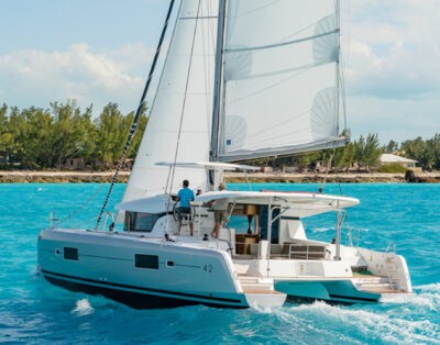 Lagoon 42