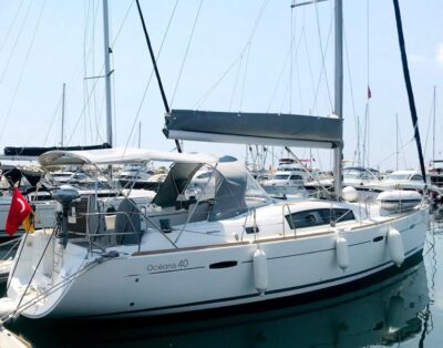 Oceanis 40 – 2008 built