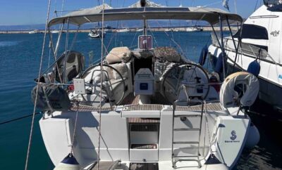 Oceanis 43.3 – 2011 built
