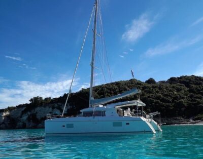 Lagoon 421 – 2010 built