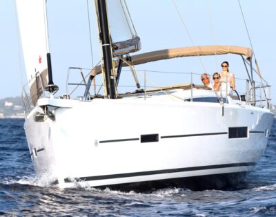 Dufour 520 Grand Large – 2018 built