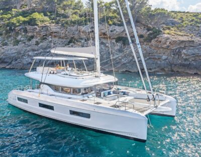 LADY M – 60 ft Catamaran